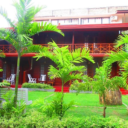 On The Rock Hotel Banduramulla Esterno foto