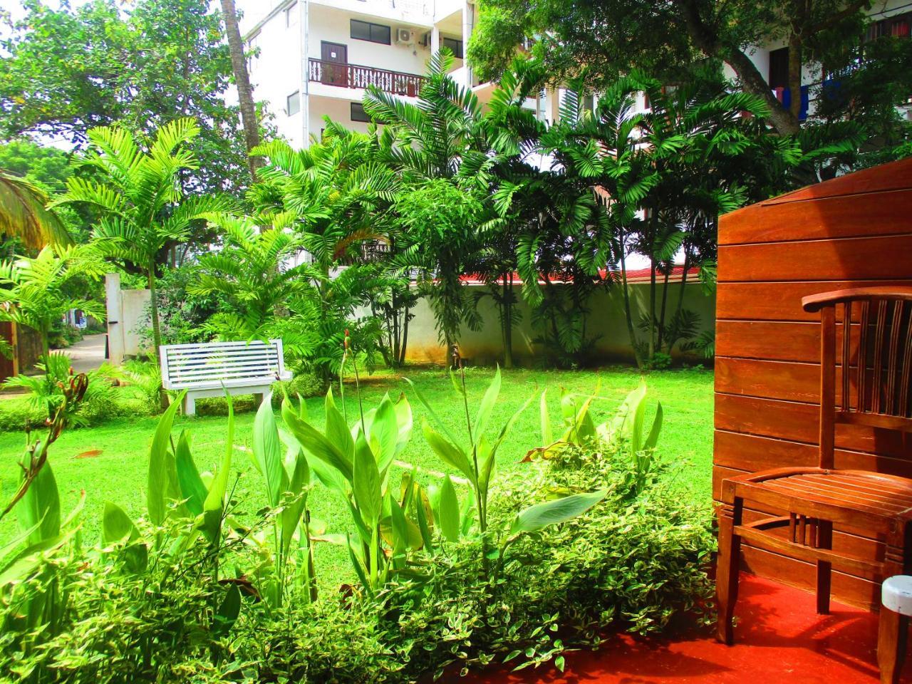 On The Rock Hotel Banduramulla Esterno foto